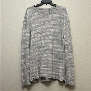 GAP Men's Long Sleeve Gray Striped Tee